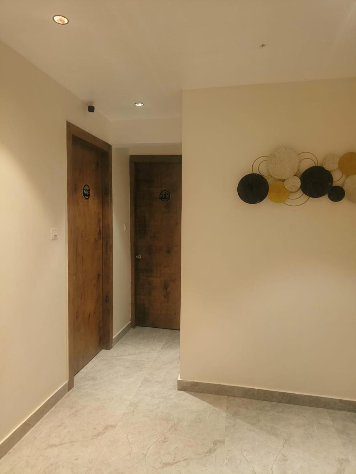 Hotel Abode シロン エクステリア 写真